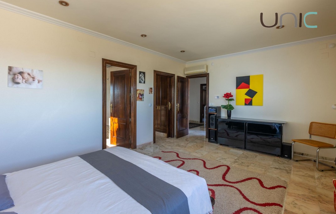 Sale - Villa - Callosa