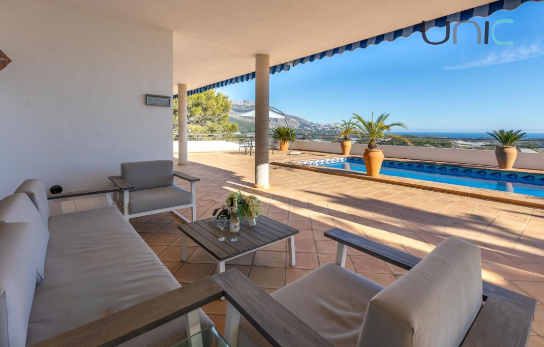 Sale - Villa - Callosa