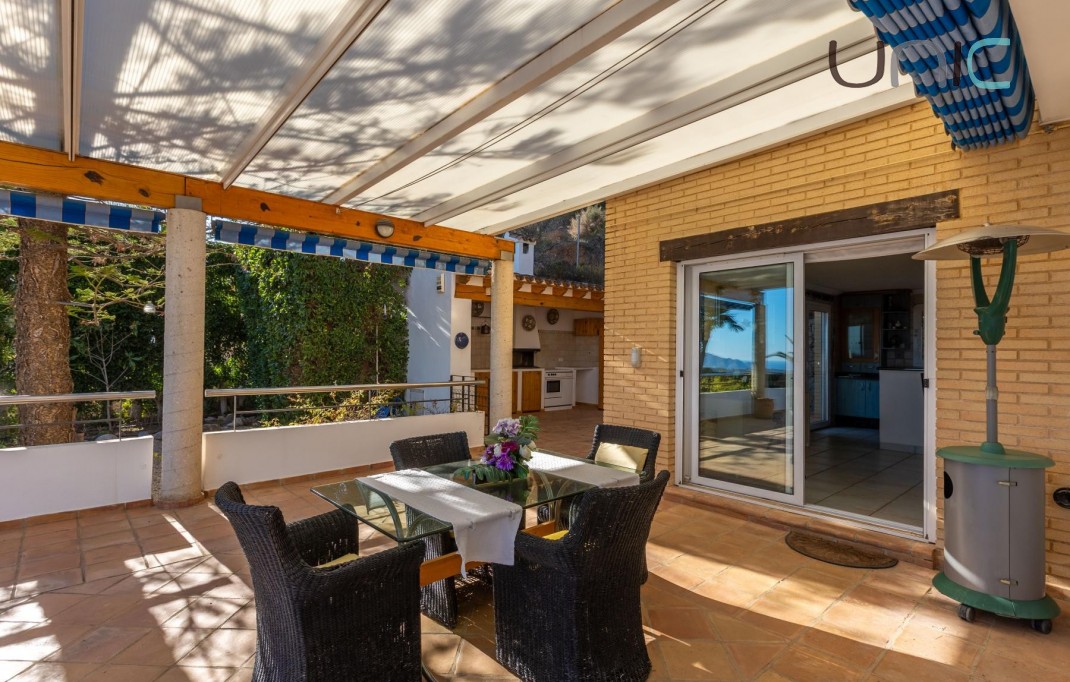 Sale - Villa - Callosa