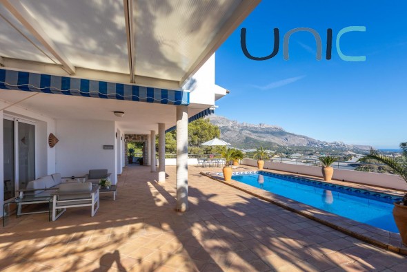 Sale - Villa - Callosa