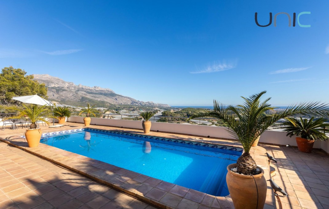 Sale - Villa - Callosa