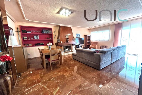 Resale - Villa - Benidorm