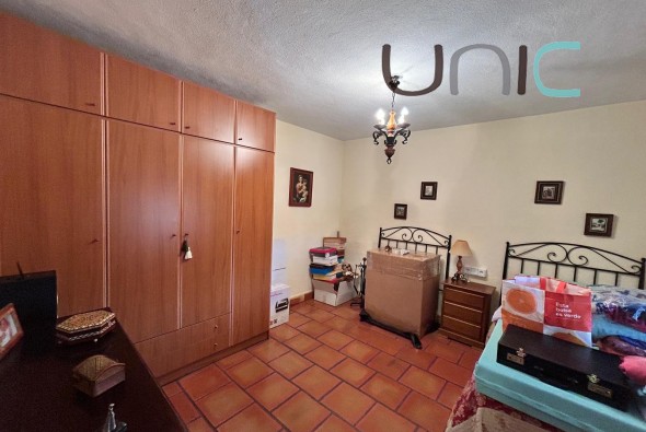 Resale - Villa - Benidorm