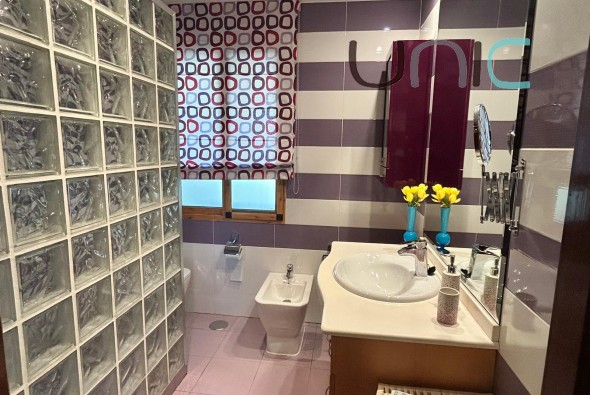 Resale - Villa - Benidorm