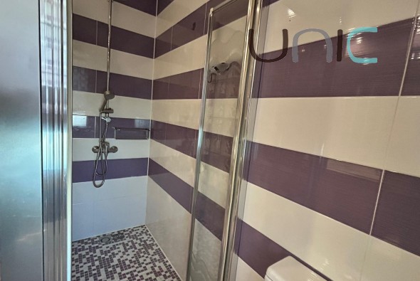 Resale - Villa - Benidorm