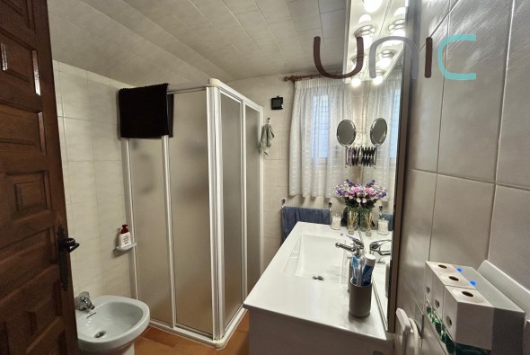 Resale - Villa - Benidorm