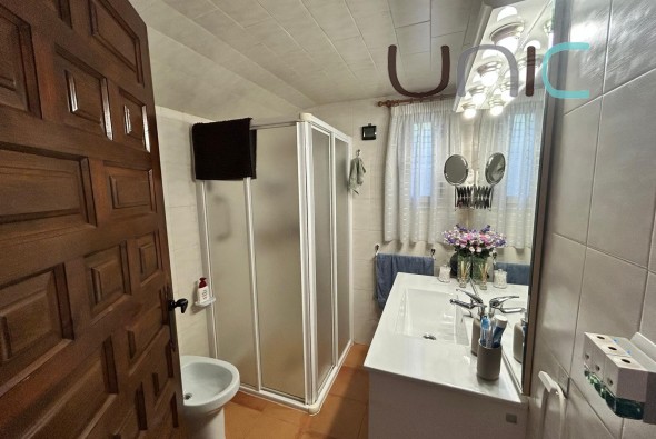 Resale - Villa - Benidorm