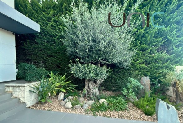 Sale - Villa - Albir