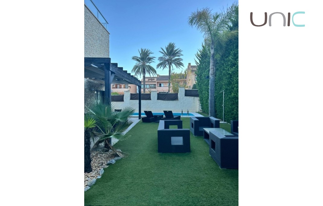 Sale - Villa - Albir