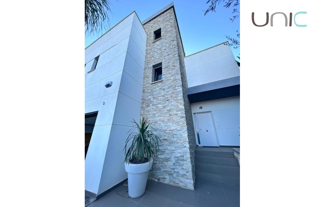 Sale - Villa - Albir