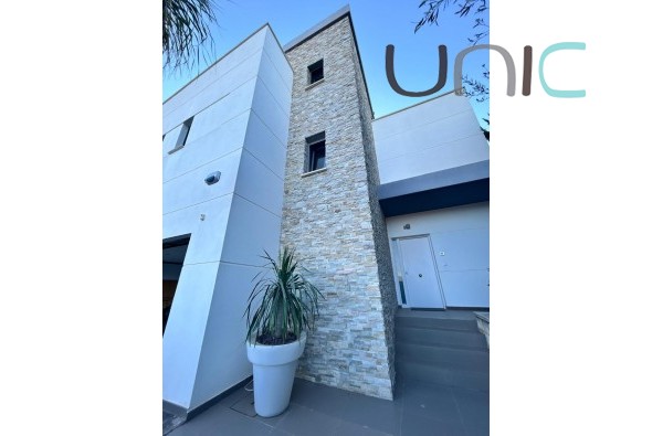 Sale - Villa - Albir