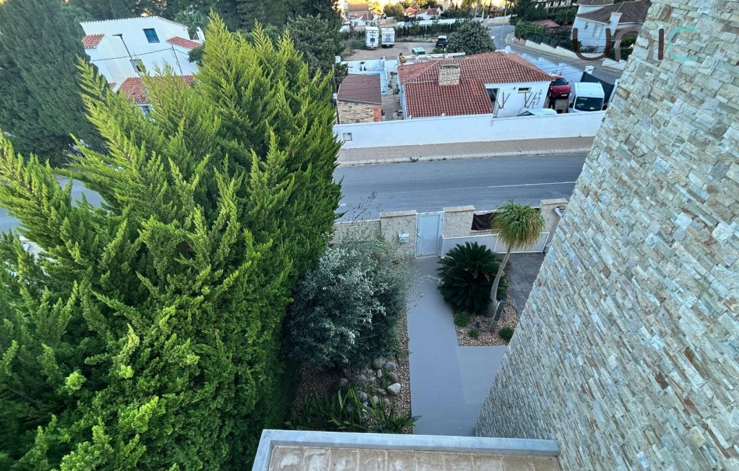 Sale - Villa - Albir