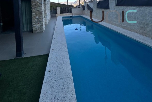 Sale - Villa - Albir