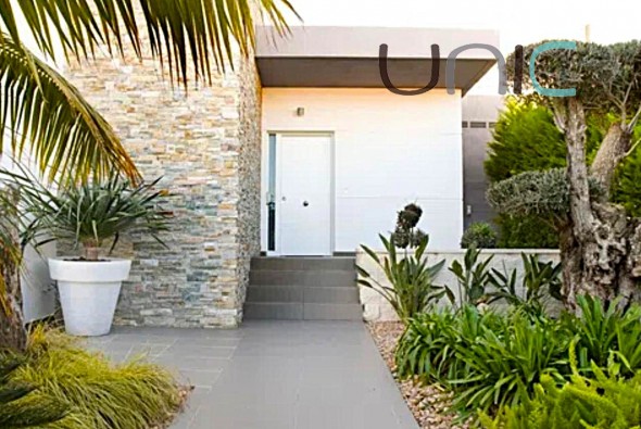 Sale - Villa - Albir