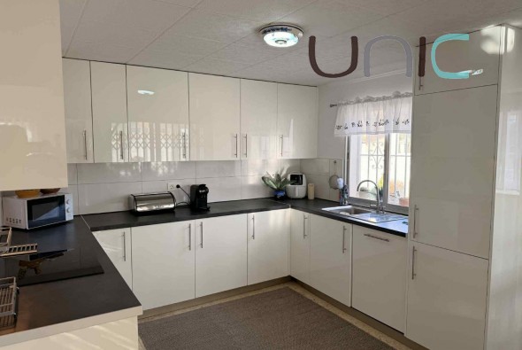 Resale - Villa - La Nucia