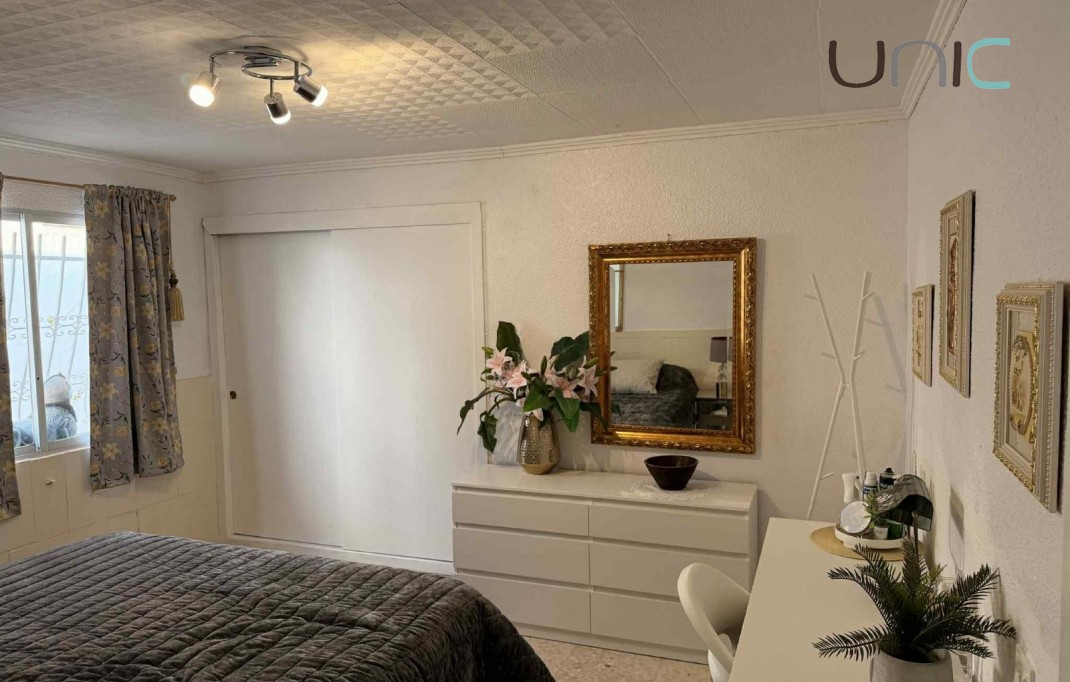 Resale - Villa - La Nucia