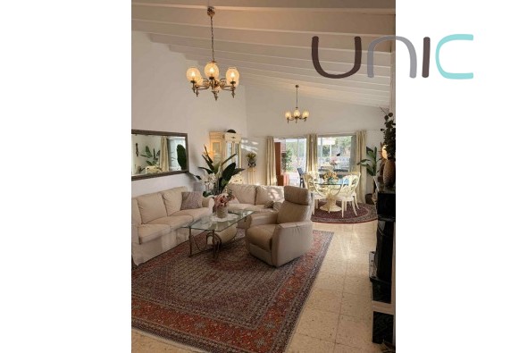 Resale - Villa - La Nucia