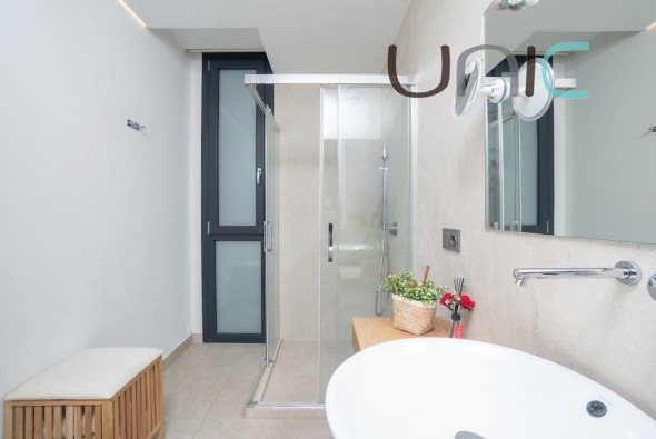 Resale - Villa - Albir