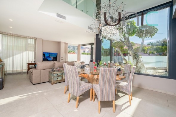 Resale - Villa - Albir