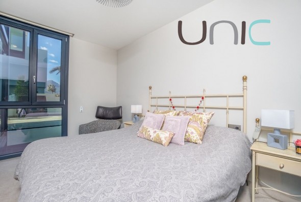 Resale - Villa - Albir