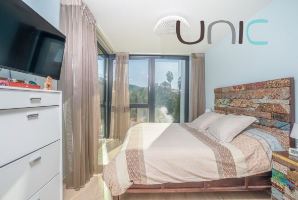 Resale - Villa - Albir