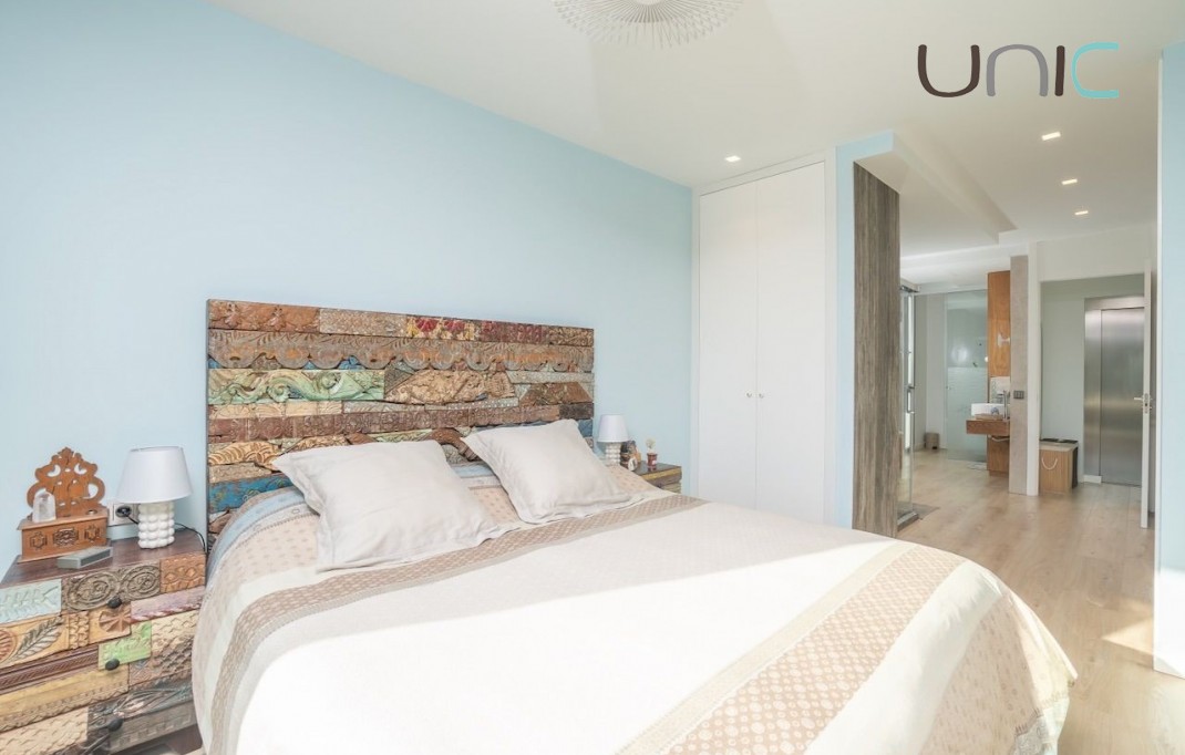 Resale - Villa - Albir