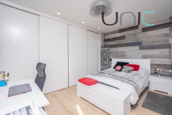 Resale - Villa - Albir