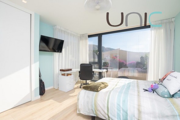 Resale - Villa - Albir