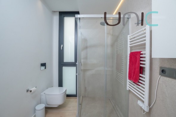 Resale - Villa - Albir