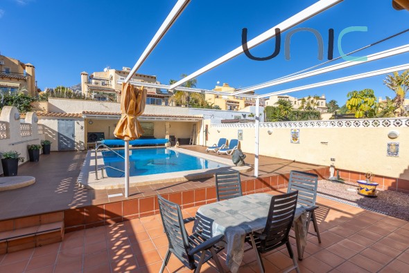 Verkoop - Villa - La Nucia - Coloma