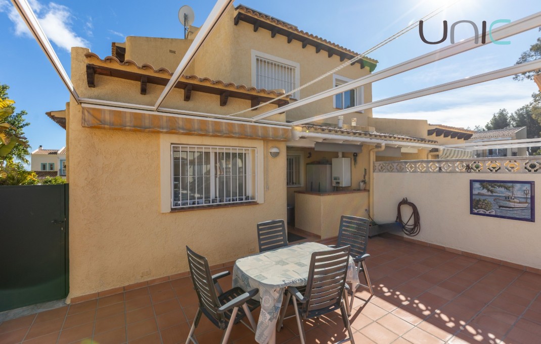 Resale - Villa - La Nucia - Coloma