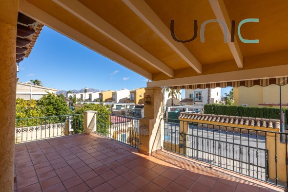 Resale - Villa - La Nucia - Coloma