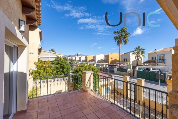 Resale - Villa - La Nucia - Coloma