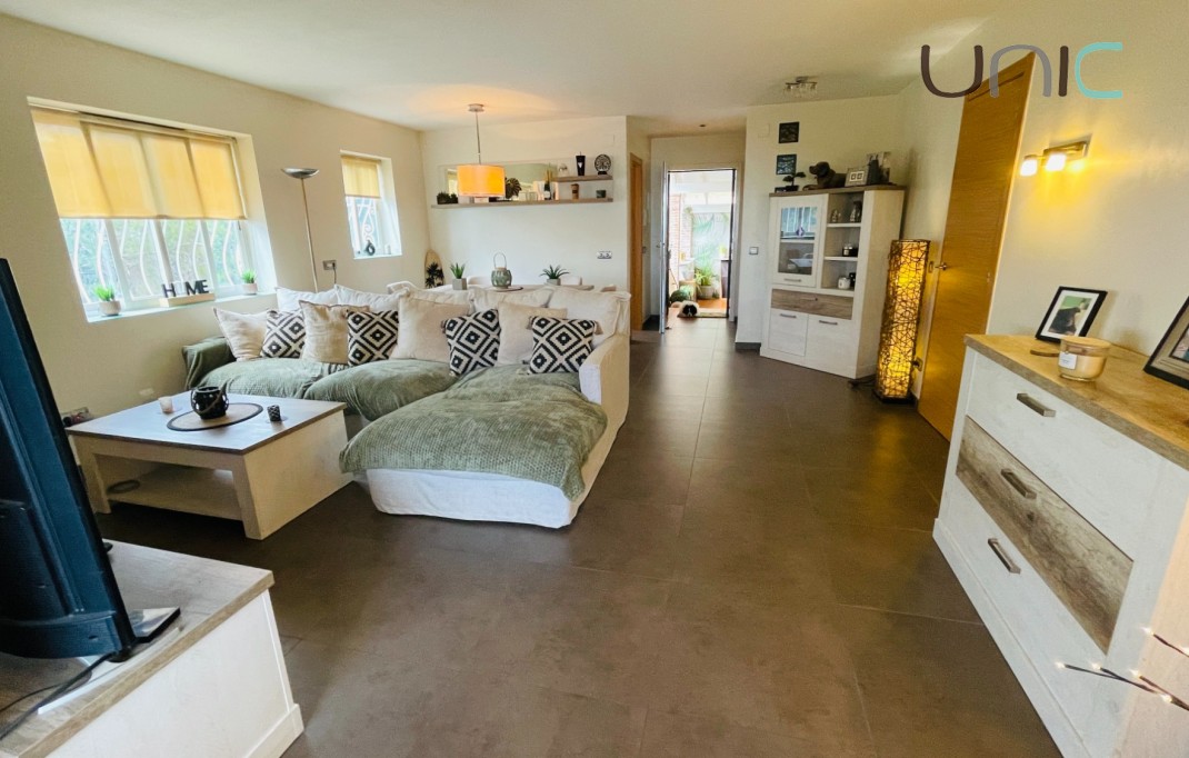 Sale - Villa - La Nucia