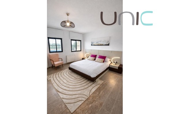 Resale - Villa - La Nucia