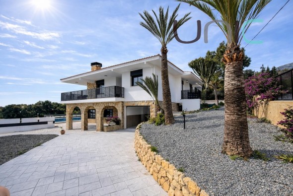 Resale - Villa - La Nucia