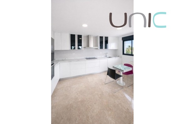 Resale - Villa - La Nucia