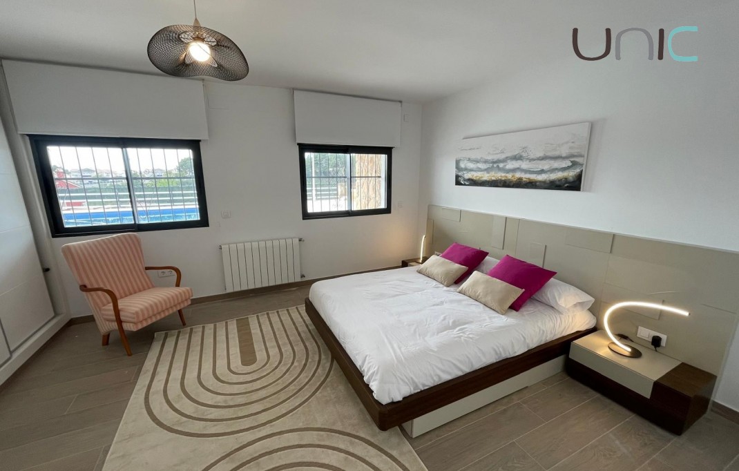 Resale - Villa - La Nucia