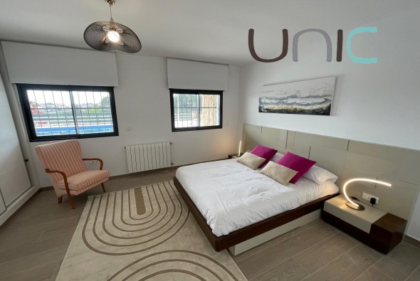 Resale - Villa - La Nucia