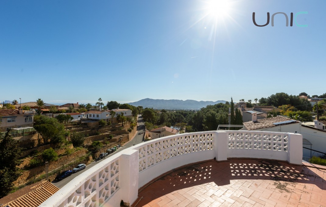 Resale - Villa - La Nucia