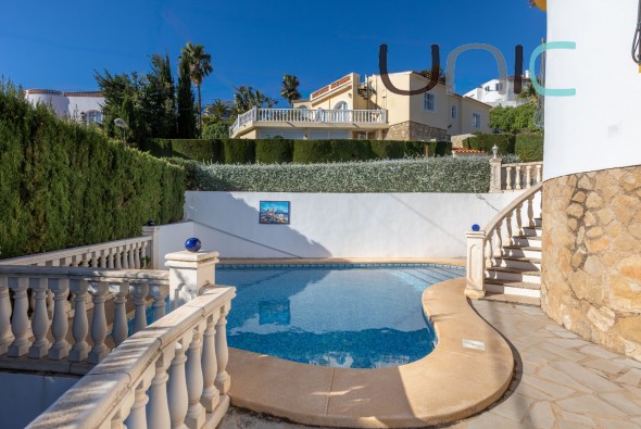 Resale - Villa - La Nucia