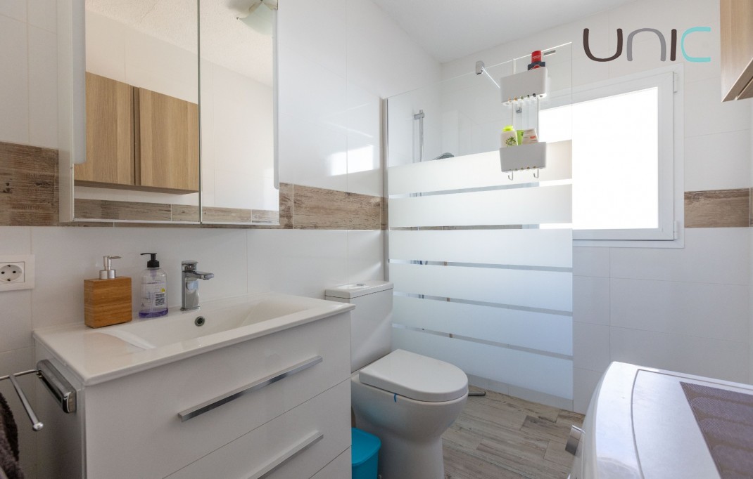 Resale - Villa - La Nucia