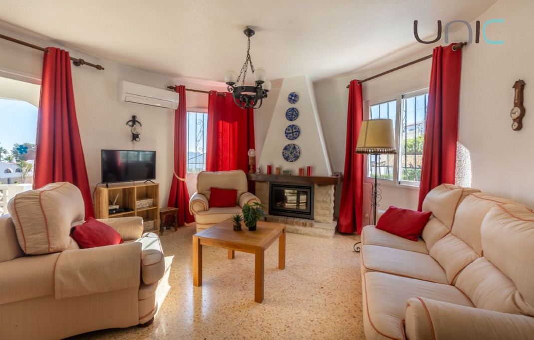 Resale - Villa - La Nucia