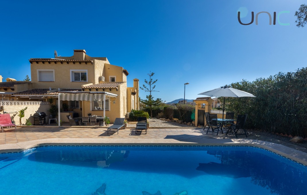 Sale - Villa - La Nucia