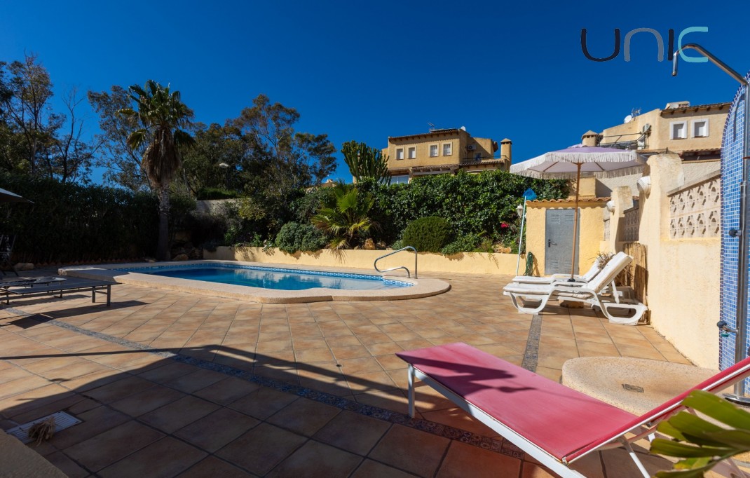 Sale - Villa - La Nucia