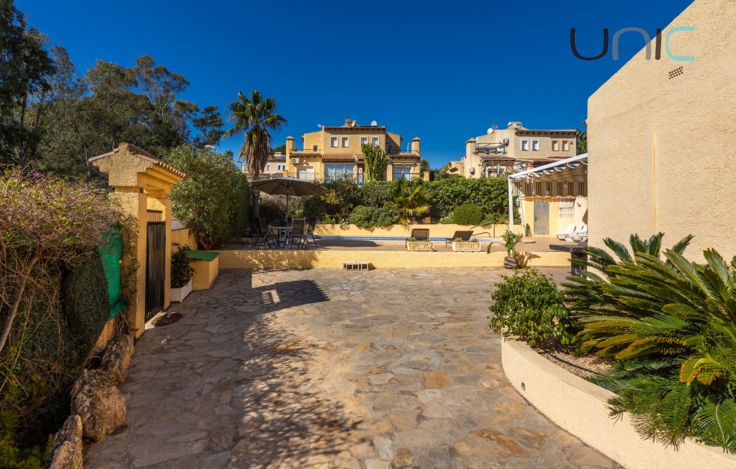 Sale - Villa - La Nucia