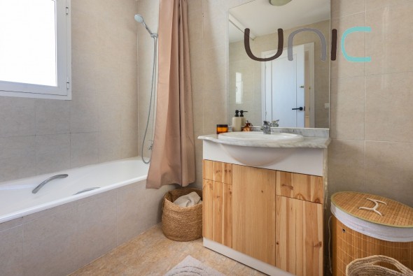 Sale - Villa - La Nucia