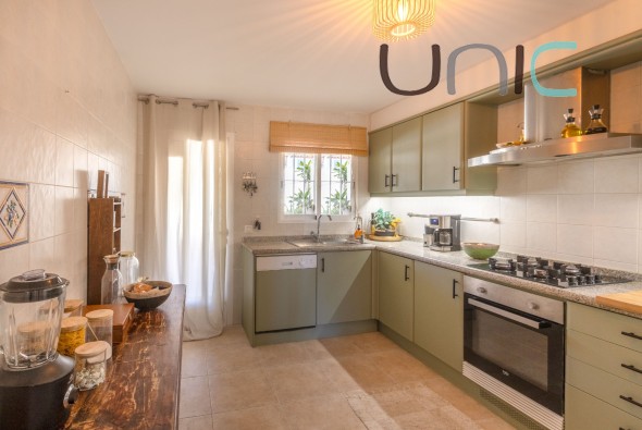 Sale - Villa - La Nucia