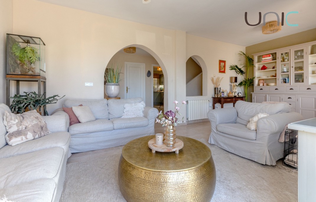 Sale - Villa - La Nucia