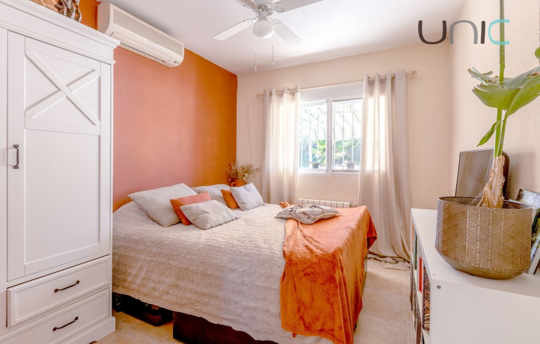 Sale - Villa - La Nucia